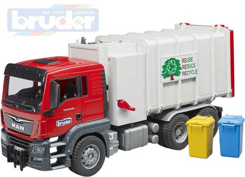 BRUDER 03761 Auto MAN TGS popeláři funkční model 1:16 set se 2 popelnicemi